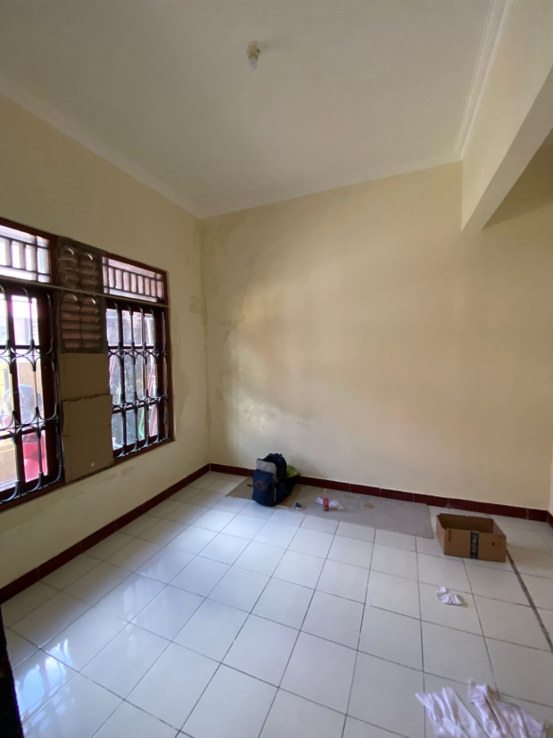 rumah tanah pabrik dijual
