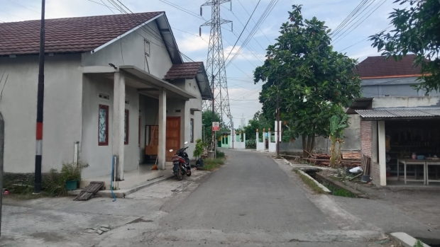 rumah tanah pabrik dijual